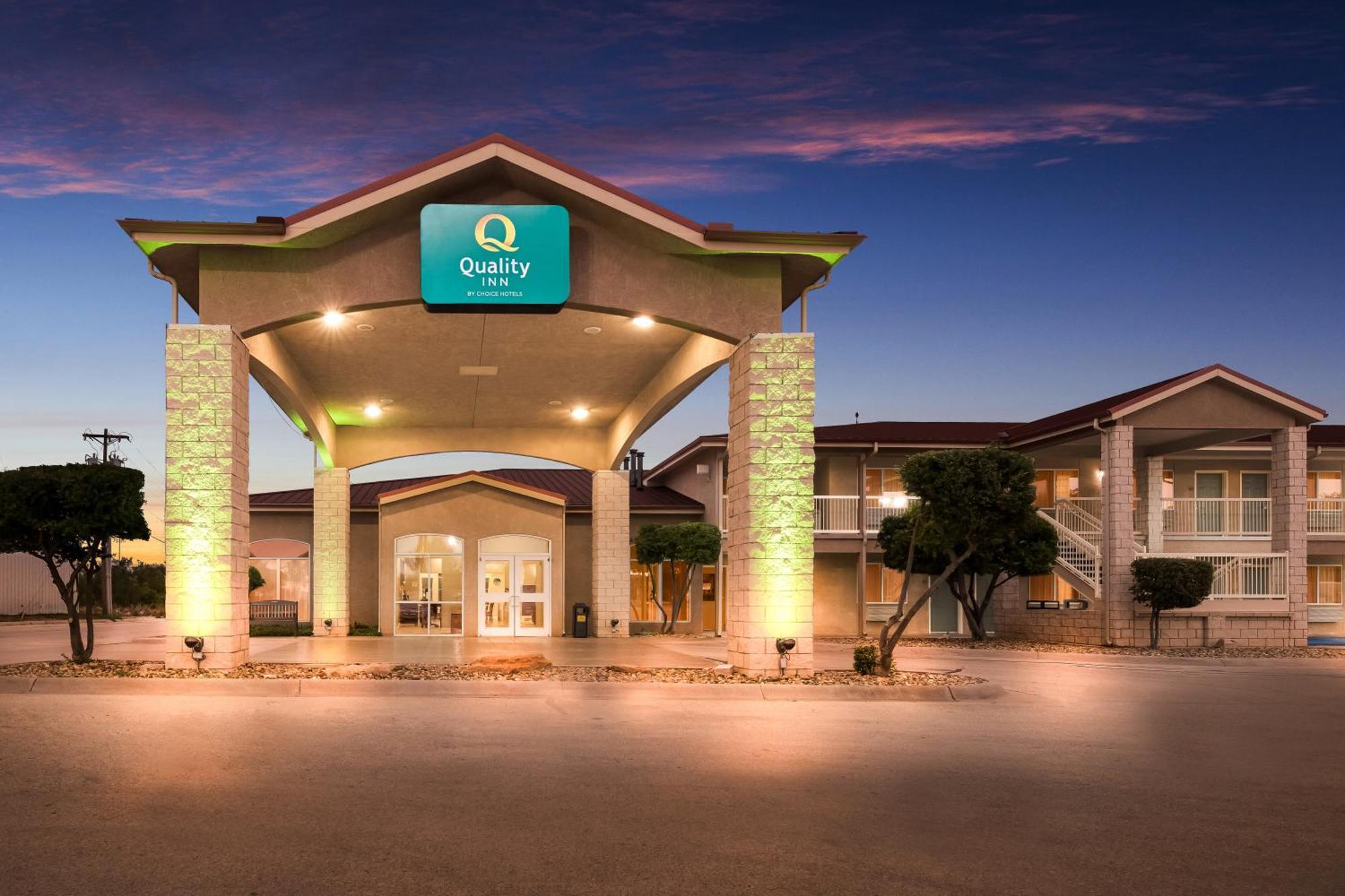 Quality Inn Сонора Екстериор снимка